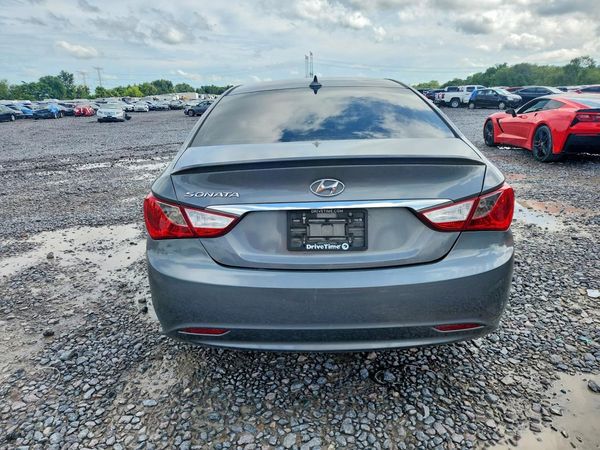 2013 HYUNDAI SONATA