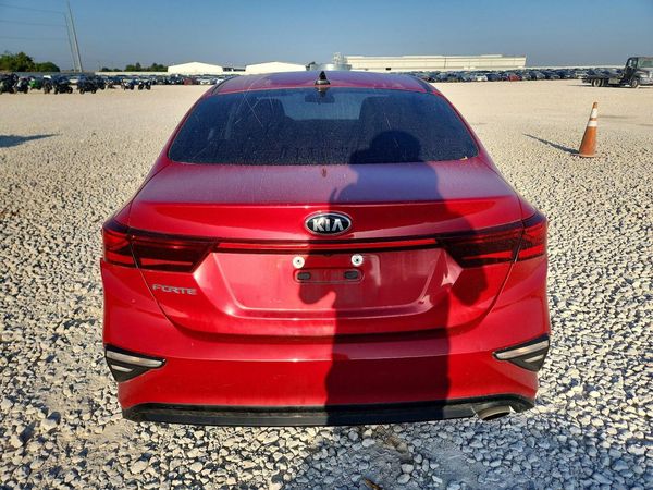 2021 KIA FORTE FE, LXS