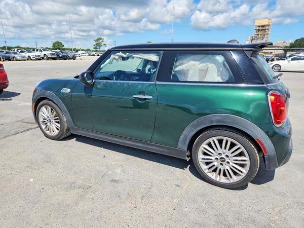 2015 MINI COOPER