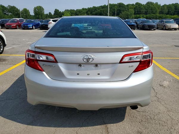 2014 TOYOTA CAMRY