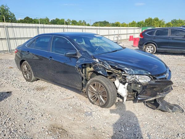 2015 TOYOTA CAMRY