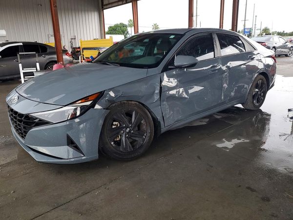 2023 HYUNDAI ELANTRA