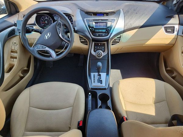 2013 HYUNDAI ELANTRA
