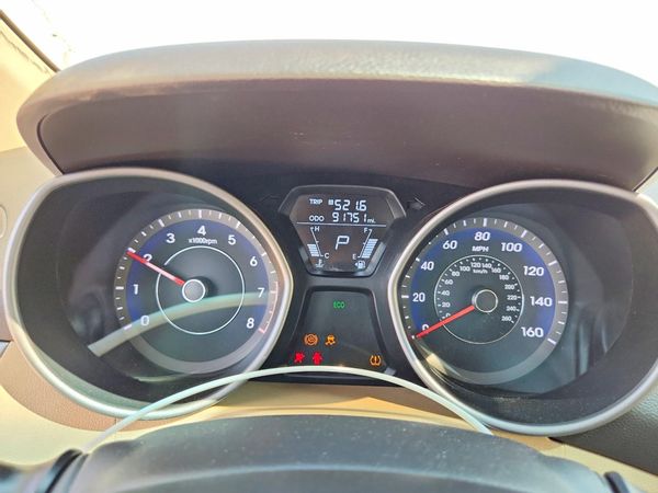 2013 HYUNDAI ELANTRA