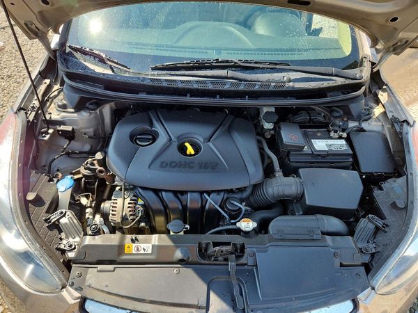 2013 HYUNDAI ELANTRA