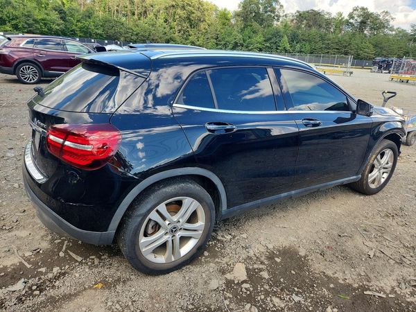 2020 MERCEDES-BENZ GLA GLA250-4M