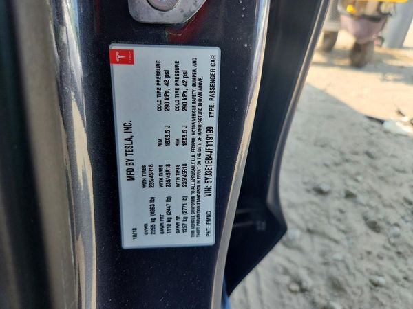 2018 TESLA MODEL 3
