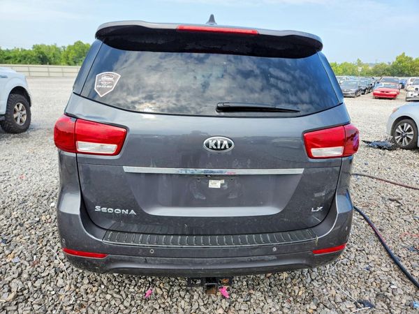 2016 KIA SEDONA LX - Middle-low