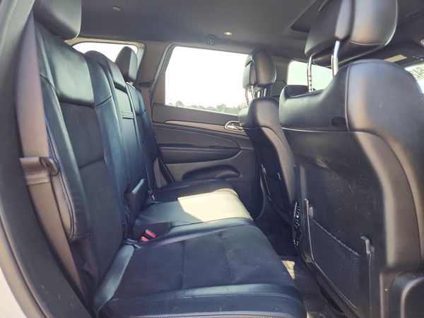 2021 JEEP GRAND CHEROKEE LAREDO 4X4