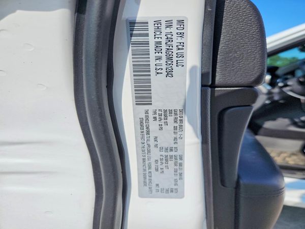 2021 JEEP GRAND CHEROKEE LAREDO 4X4