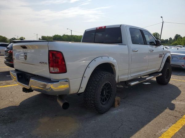 2014 RAM 2500 SLT