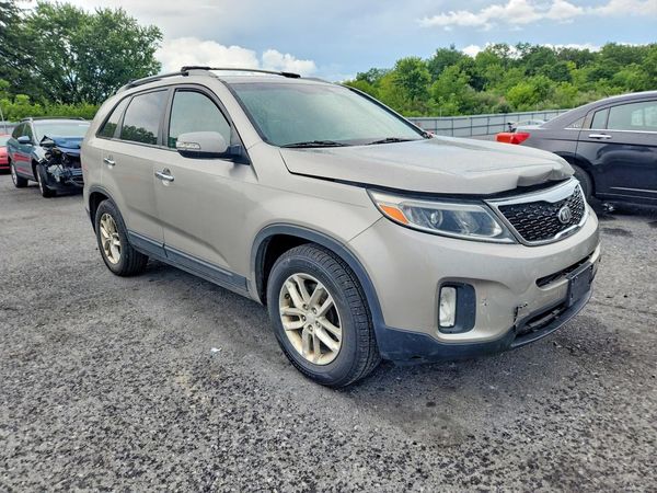 2015 KIA SORENTO GL