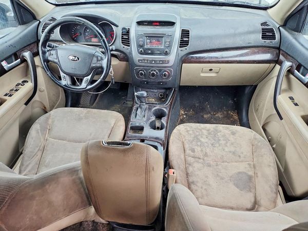 2015 KIA SORENTO GL