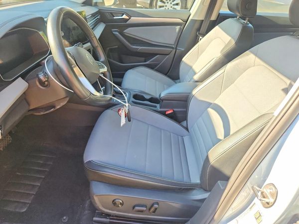 2025 VOLKSWAGEN JETTA