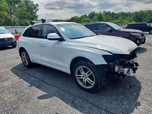2017 AUDI Q5 quattro Premium Plus