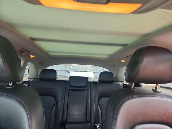 2017 AUDI Q5 quattro Premium Plus