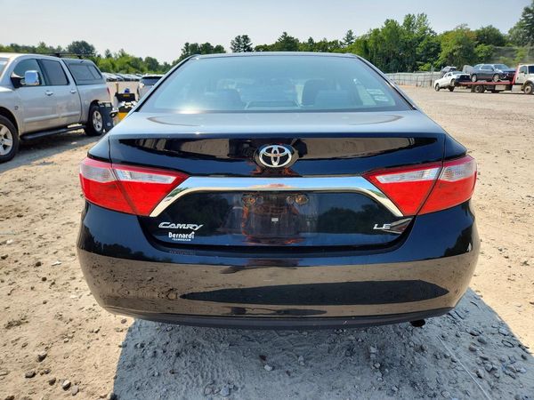 2016 TOYOTA CAMRY