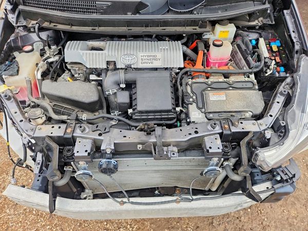 2015 TOYOTA PRIUS