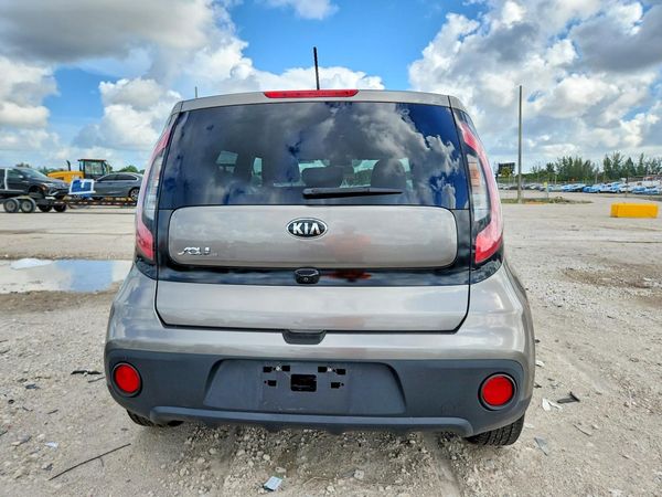 2019 KIA SOUL Base