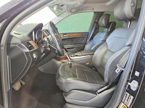 2015 MERCEDES-BENZ GL GL550 4MATIC
