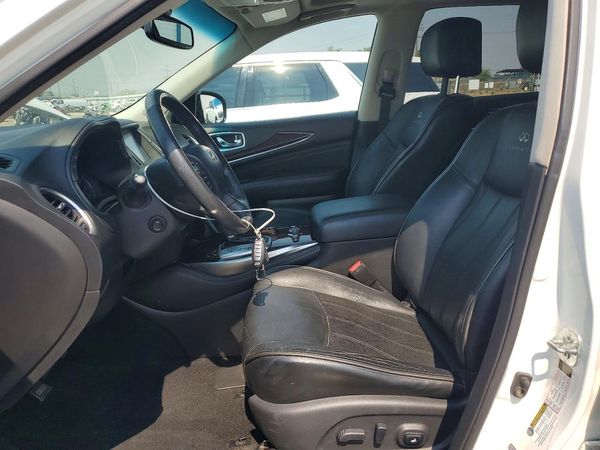 2014 INFINITI QX60 — DENT