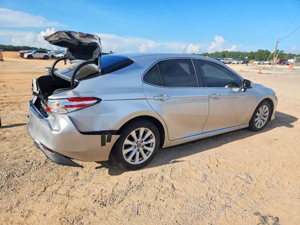 2018 TOYOTA CAMRY L/LE/SE/XLE
