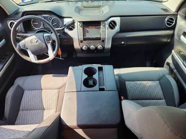 2016 TOYOTA TUNDRA