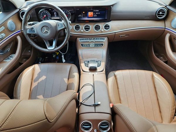 2018 MERCEDES-BENZ E E300-4M