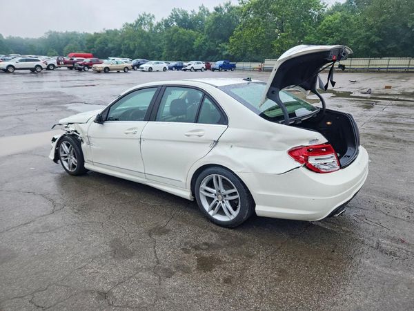 2012 MERCEDES-BENZ C