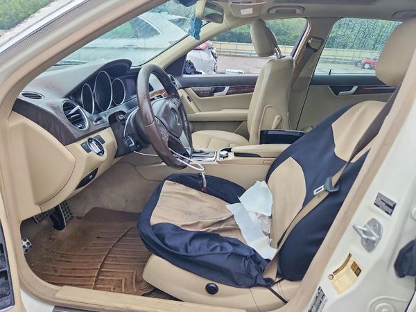 2012 MERCEDES-BENZ C