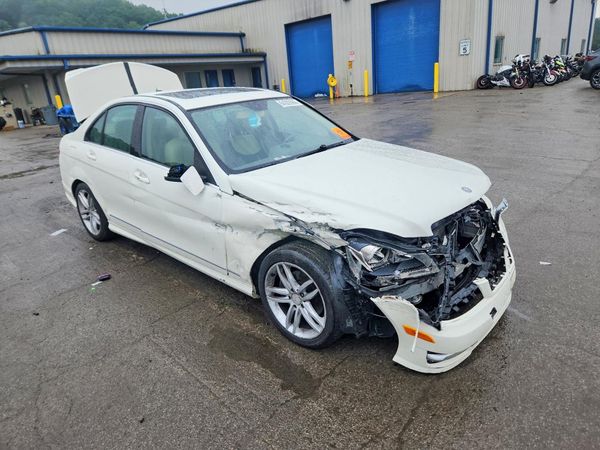 2012 MERCEDES-BENZ C