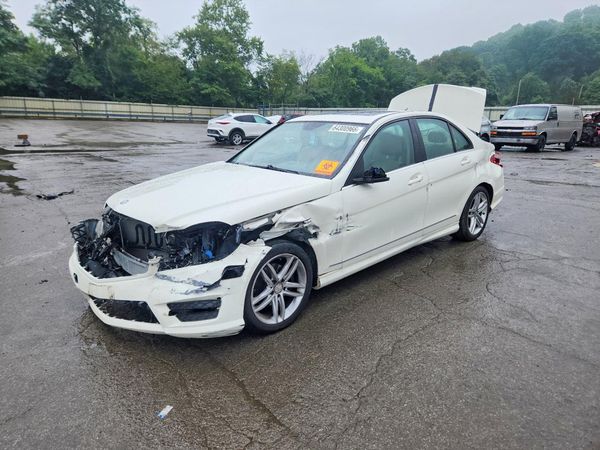 2012 MERCEDES-BENZ C