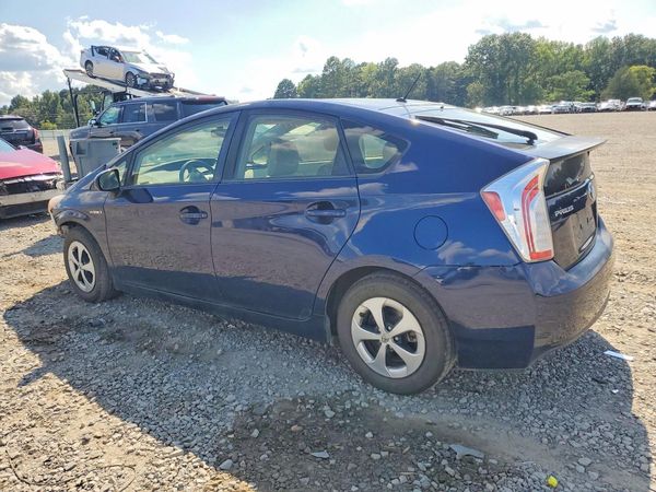 2015 TOYOTA PRIUS