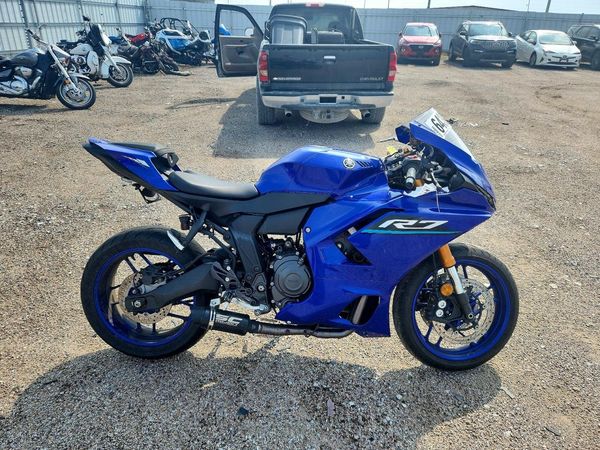 2026 YAMAHA YZF690