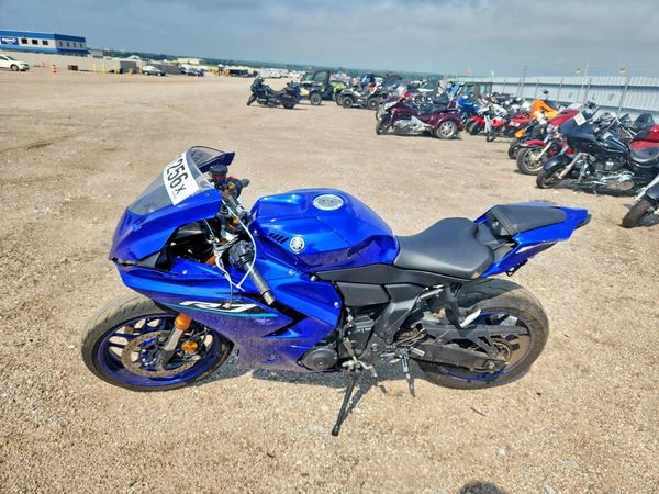 2026 YAMAHA YZF690