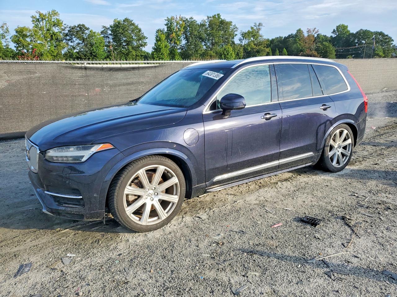 2016 VOLVO XC90