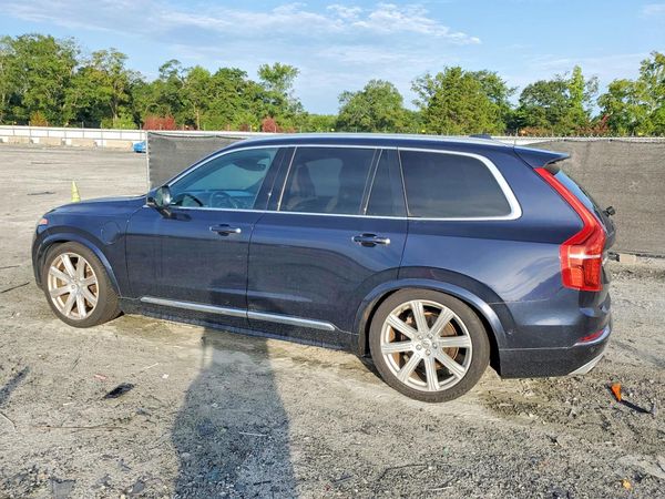 2016 VOLVO XC90
