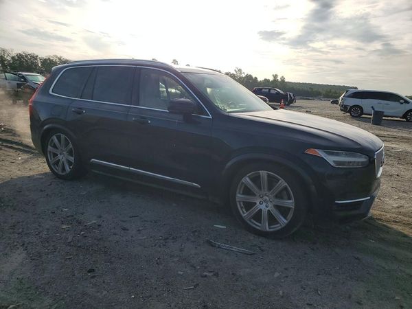 2016 VOLVO XC90