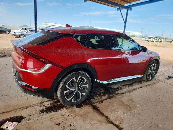 2022 KIA EV6