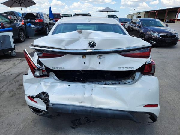 2019 LEXUS ES 350