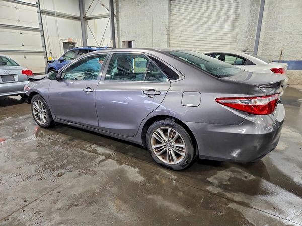 2016 TOYOTA CAMRY