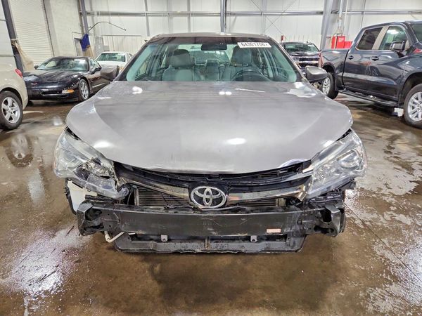 2016 TOYOTA CAMRY
