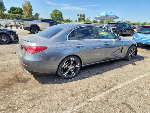 2022 MERCEDES-BENZ C