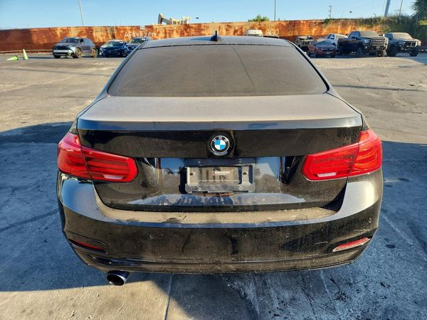 2017 BMW 320