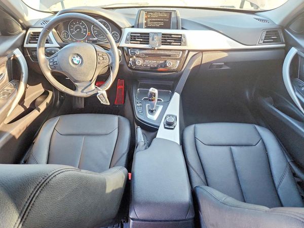 2017 BMW 320