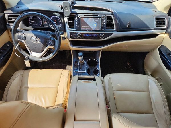 2016 TOYOTA HIGHLANDER Base/Hybrid
