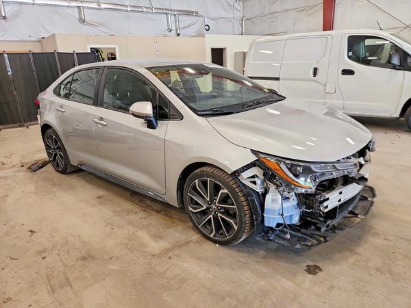 2022 TOYOTA COROLLA SE