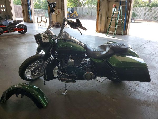 2014 HARLEY-DAVIDSON FLHRSE4