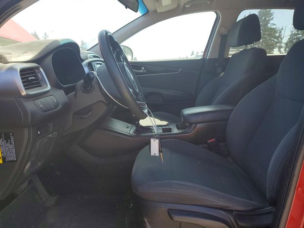 2017 KIA SORENTO L, LX
