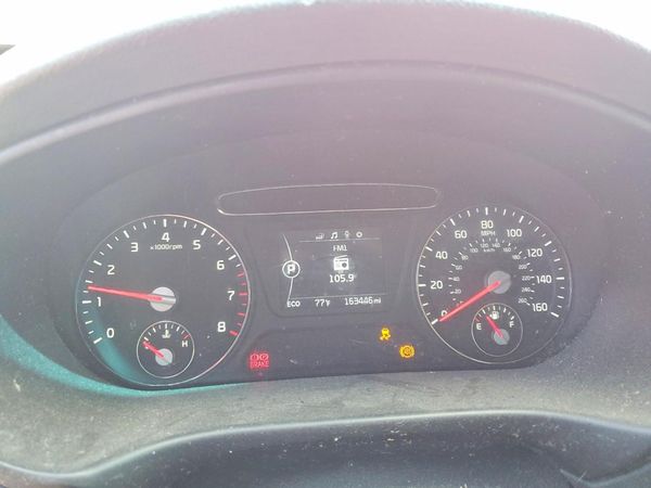 2017 KIA SORENTO L, LX